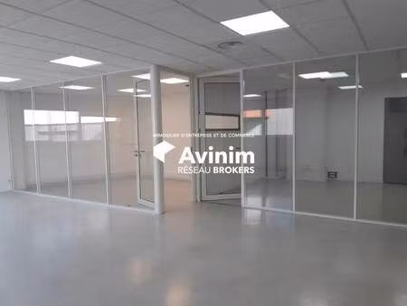 location bureaux 109 m²