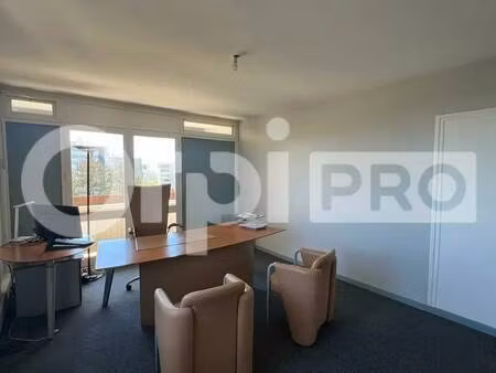 location bureaux 110 m²