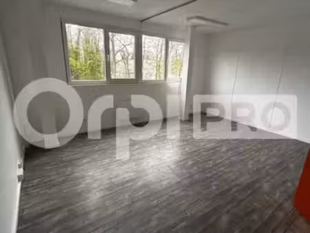 location bureaux verneuil-en-halatte 60550 20m²