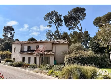 vente bureaux et commerces à sanary-sur-mer (83110) : à vendre / 121m² sanary-sur-mer