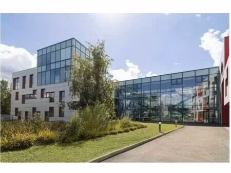 location bureaux 300 m² à 2 000 m²