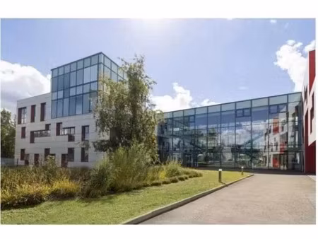 location bureaux 300 m² à 2 000 m²