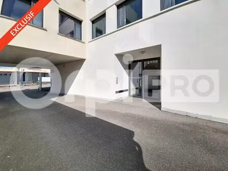 location bureaux 150 m²