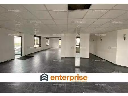 location bureaux 240 m²