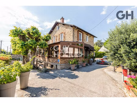 superbe meuliere de 8 pieces (289 m²) a chartrettes