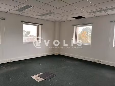 location bureaux 458 m²