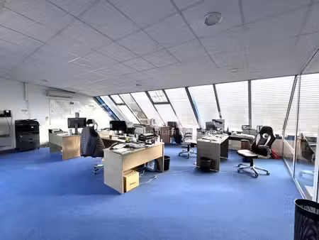 location bureaux bordeaux 33200 90m² à 190m²