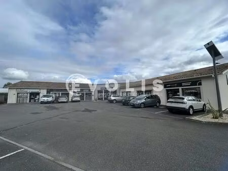 location bureaux 136 m² à 226 m²