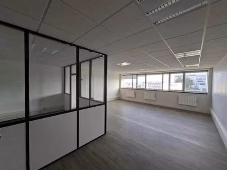 location bureaux 52 m²