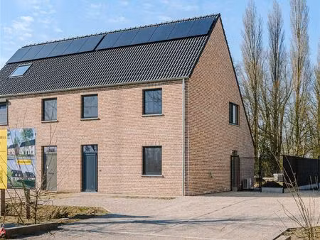 huis te koop in waasmunster met 3 slaapkamers