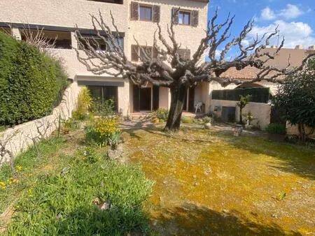 location appartement 2 pièces 75 m² à le beausset (83330)