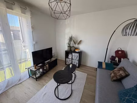 location appartement 1 pièce 27 m² à chambray-lès-tours (37170)