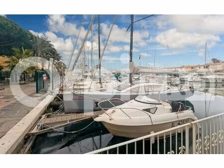 vente commerce 139 m²