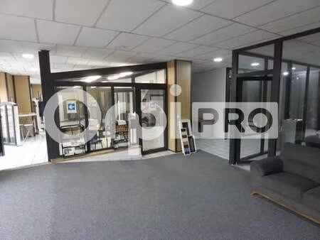 vente commerce manosque 04100 280m²