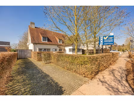 huis te koop in hoogstraten met 4 slaapkamers