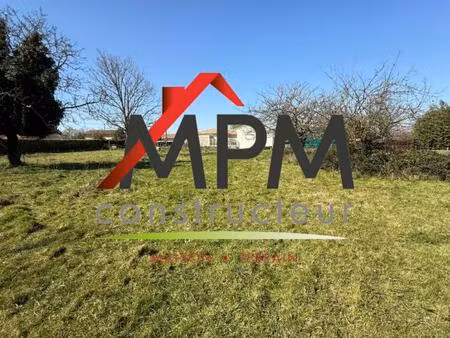 vente terrain 800 m² laiz (01290)