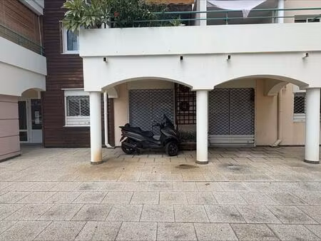 location commerce 120 m² à saint-paul (97434)