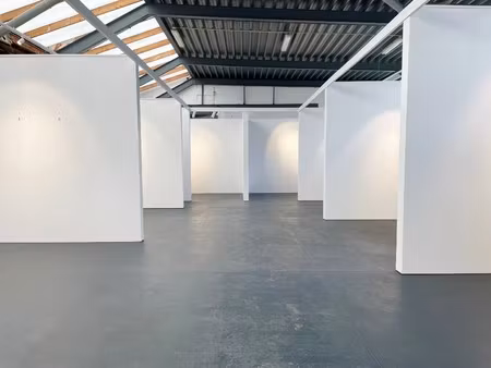 commercieel te huur in weelde