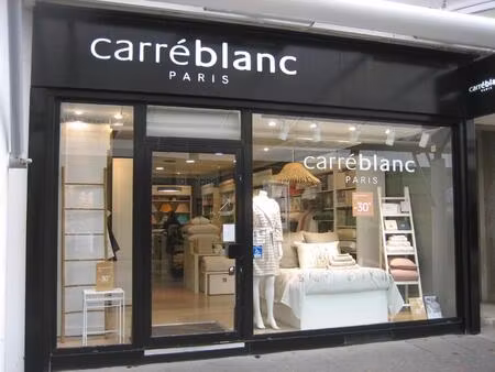 location local professionnel st nazaire 44600