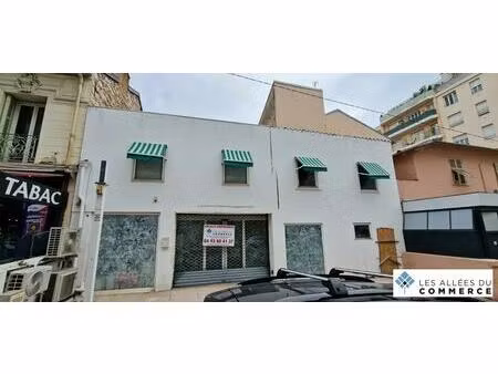 vente commerce 130 m²