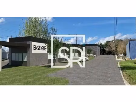 location commerce 979 m²