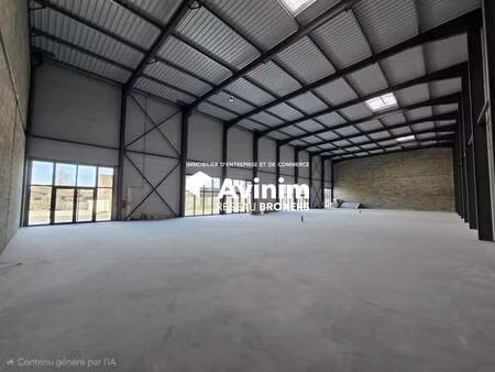 location commerce 756 m²