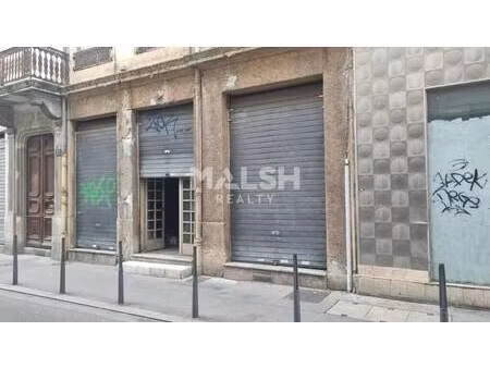 location commerce 95 m²