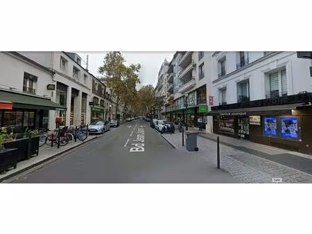 location commerce 120 m²