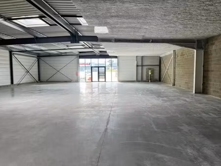 location commerce la teste de buch 33260 450m²
