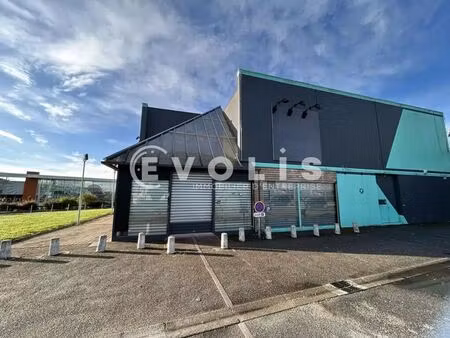 location commerce 450 m²