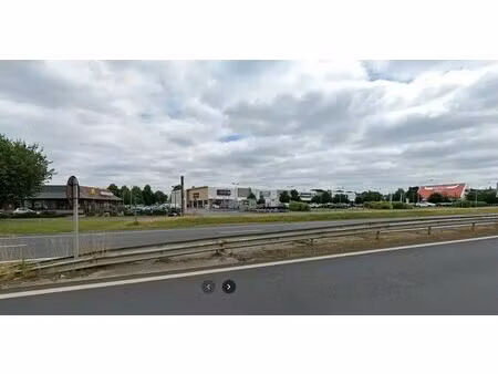 location commerce 500 m²