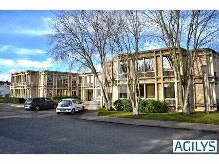 vente bureaux 2 124 m²