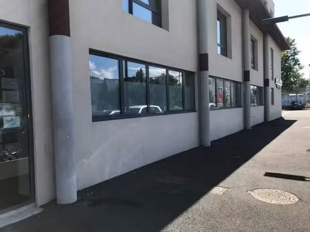 vente bureaux 143 m²