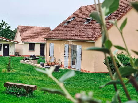 vente maison 5 pièces 104 m² à freulleville (76510)  220 000 €