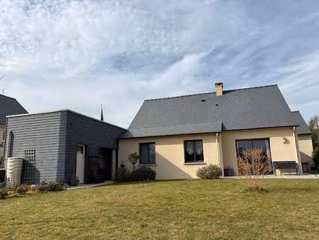 vente maison à saint-hilaire-du-maine (53380) : à vendre / 97m² saint-hilaire-du-maine