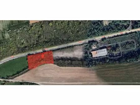 auxerre - terrain constructible de 3.845m² - axe a6 sud - liaison sud
