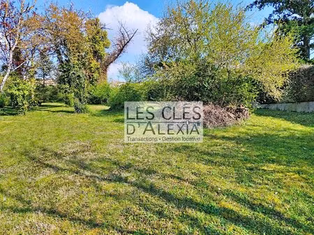 terrain a bâtir et a viabiliser