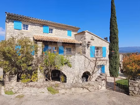 vente maison 5 pièces 135 m² à grignan (26230)  450 000 €