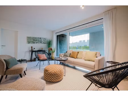 appartement te koop in oostakker met 3 slaapkamers