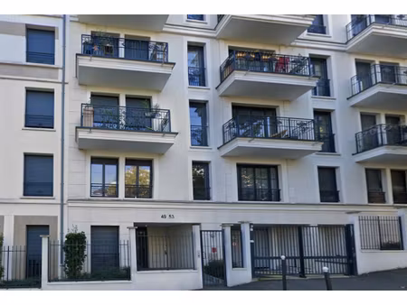 location appartement 2 pièces 45.35 m² à chatillon (92320)  1 230 €