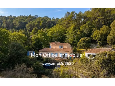 vente maison 4 pièces 113 m² à signes (83870)  495 000 €
