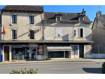 immeuble avec commerce et 4 appartements