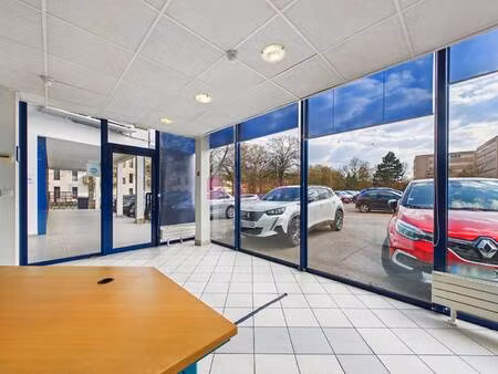 local commercial à vendre