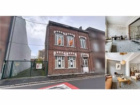 maison de maître à vendre à rue adolphe max 3 mont-sur-marchienne (vbe02346)