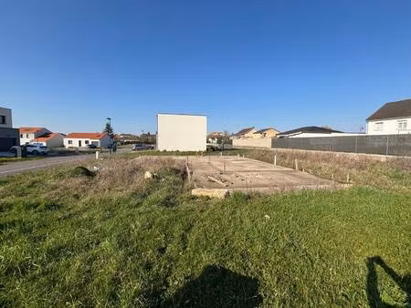 terrain constructible viabilisé à vendre