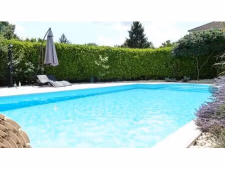 vente maison 8 pièces 201 m² cahors (46000)