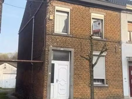 maison unifamiliale avec potentiel  bon investissement