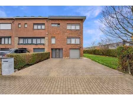 maison 4 chambres - gararge  terrasse et jardin