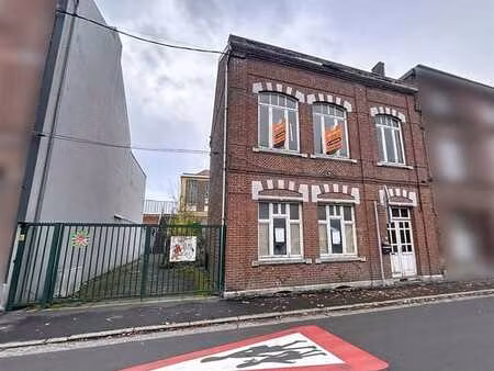 maison de maître 3 façades à rénover