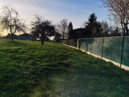 terrain constructible viabilisé à vendre